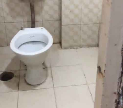 3 bathrooms for 40 people at a COVID-19 quarantine center in Delhi, a woman shares videos