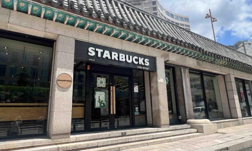 Starbuks MArketing Controversy Image